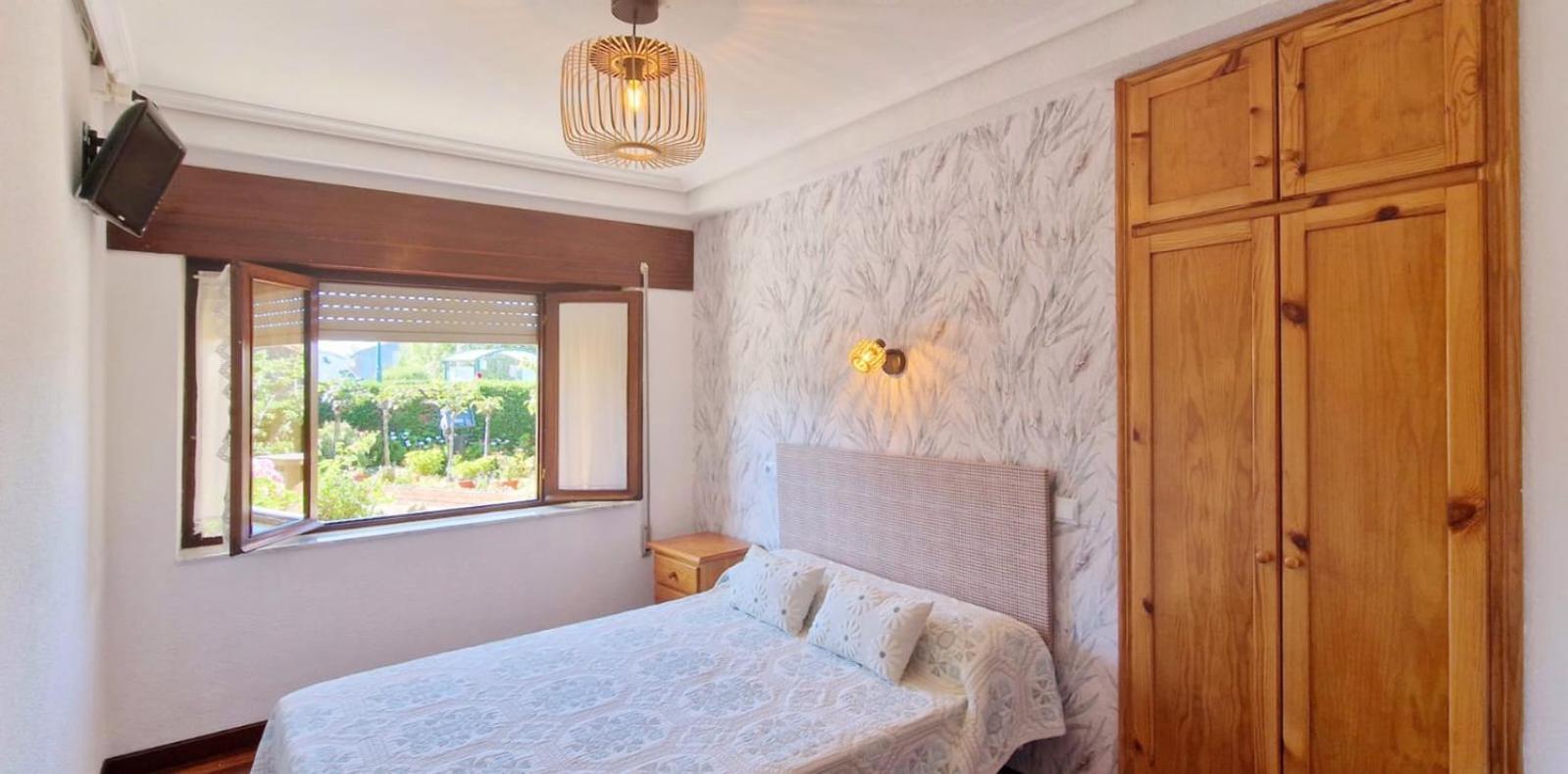 Cosma House Guest house Hinojedo