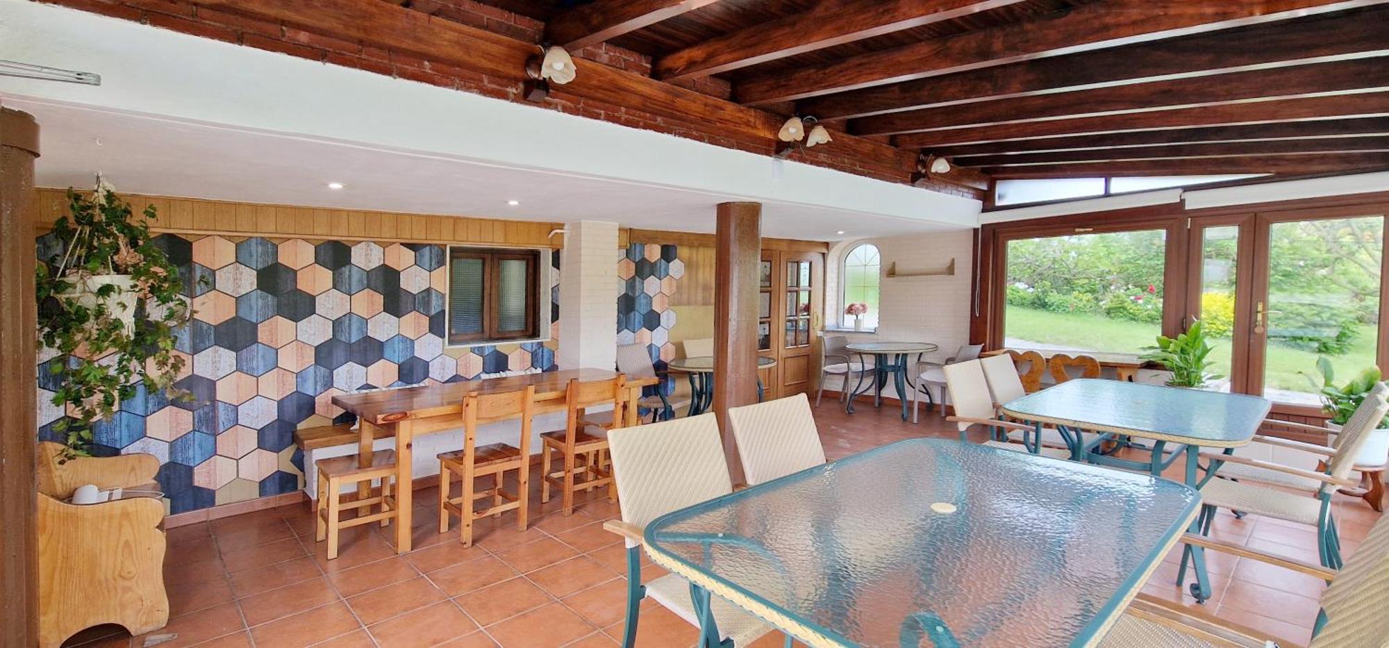 Cosma House Guest house