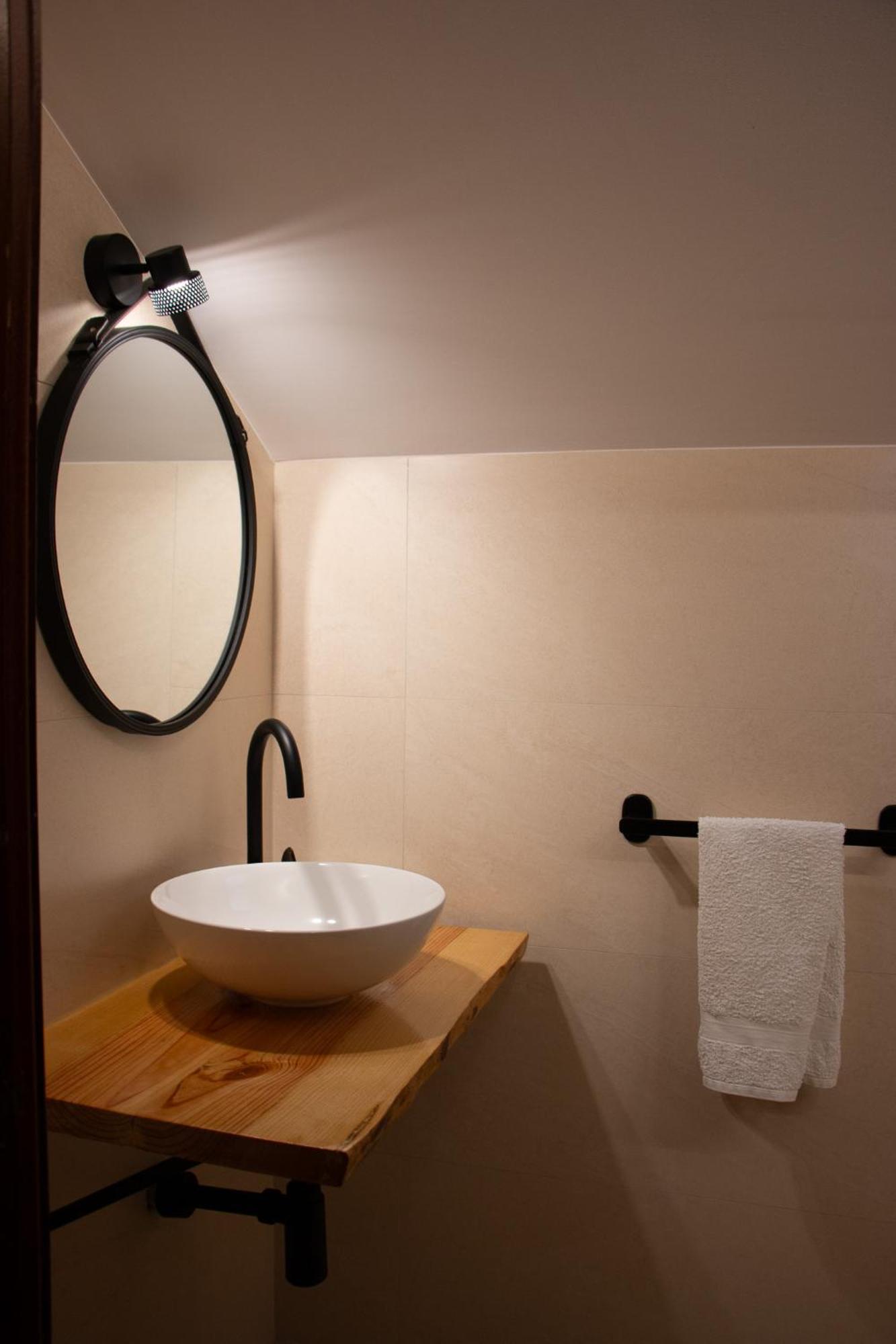Guest house Cosma House Hinojedo
